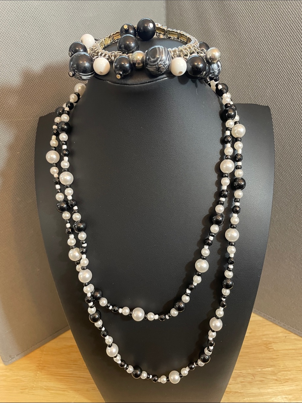 Black/White beaded Necklace & Bracelet. Necklace 24” drop Bracelet 7-7.5 stretch